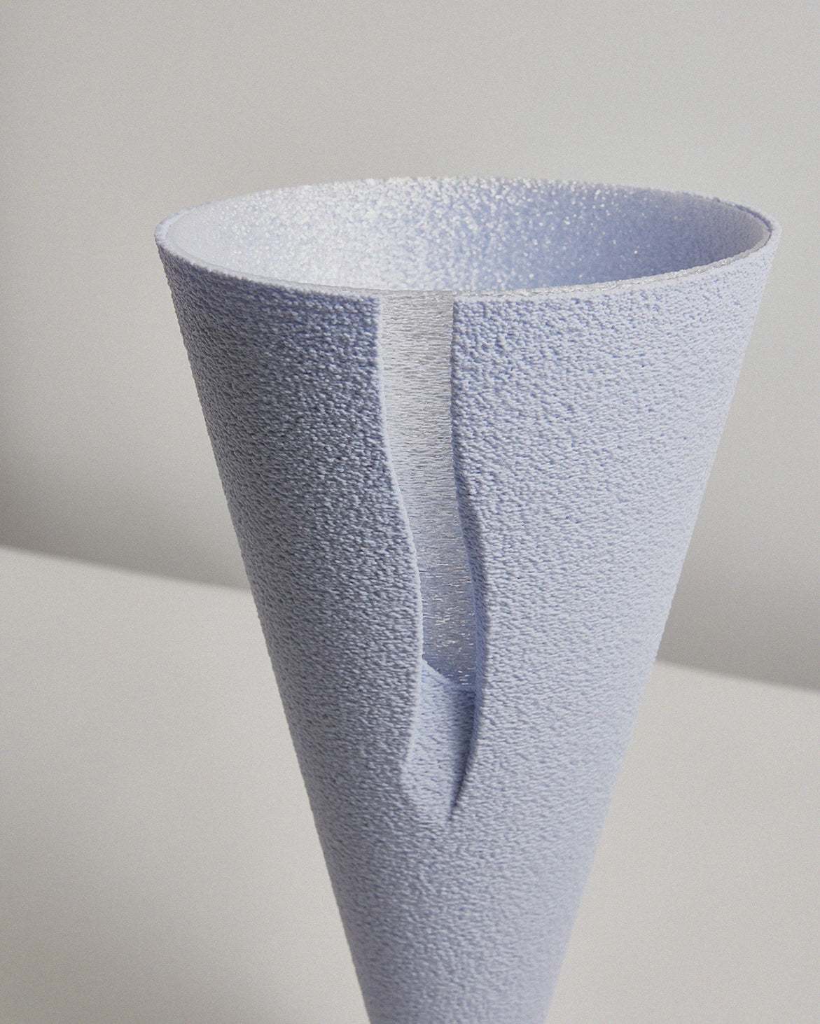 Tyro Vase