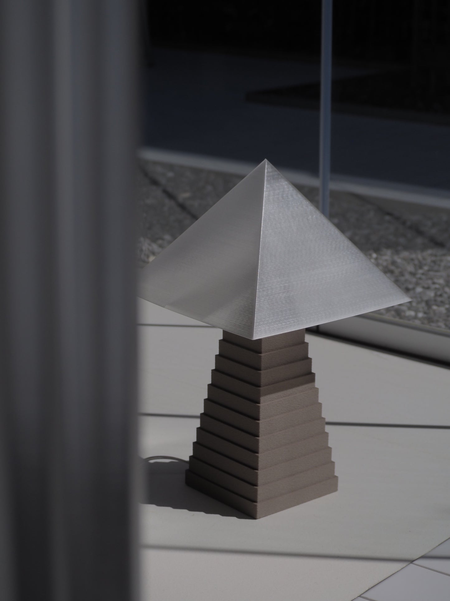 Pyramide Lamp