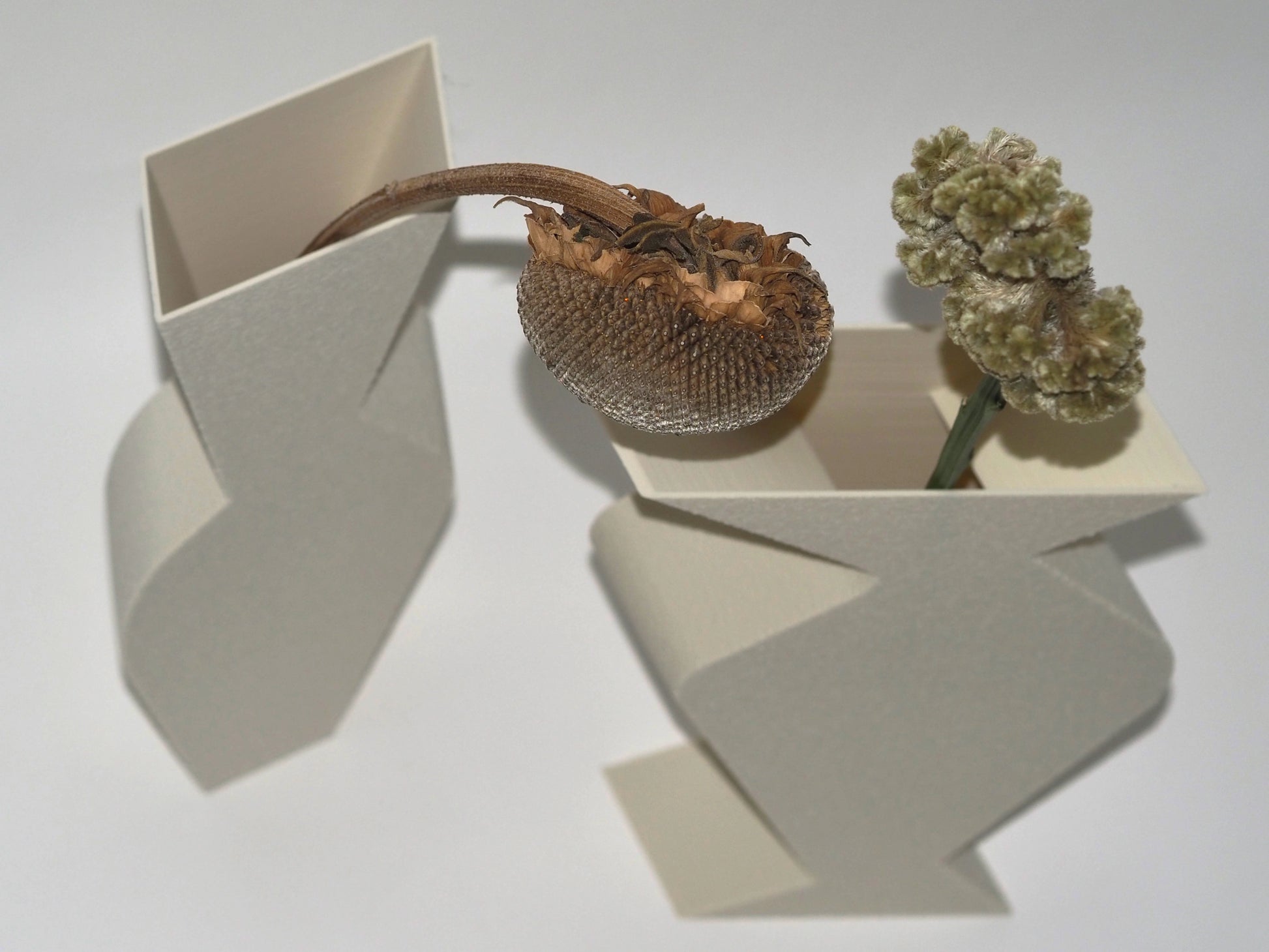 Argot Studio 3D printed and contemporary vase